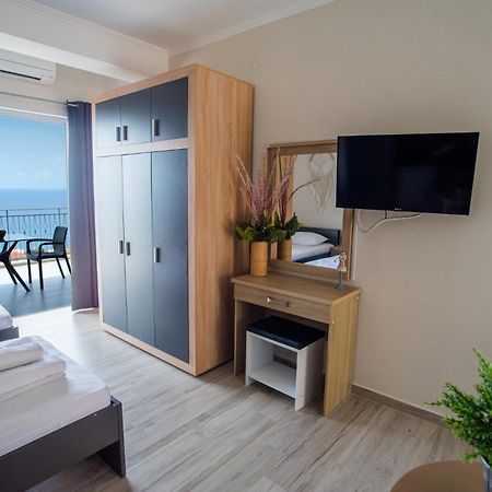 Nirvana Homes Vlachata ภายนอก รูปภาพ
