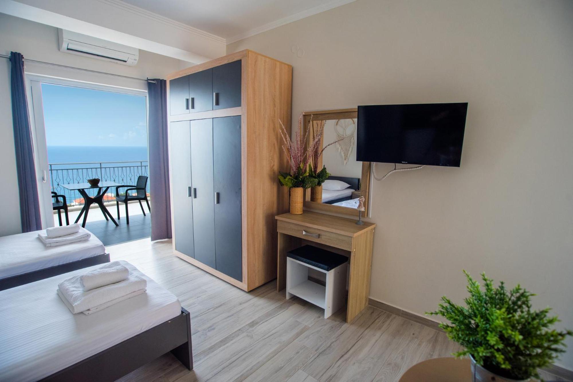Nirvana Homes Vlachata ภายนอก รูปภาพ