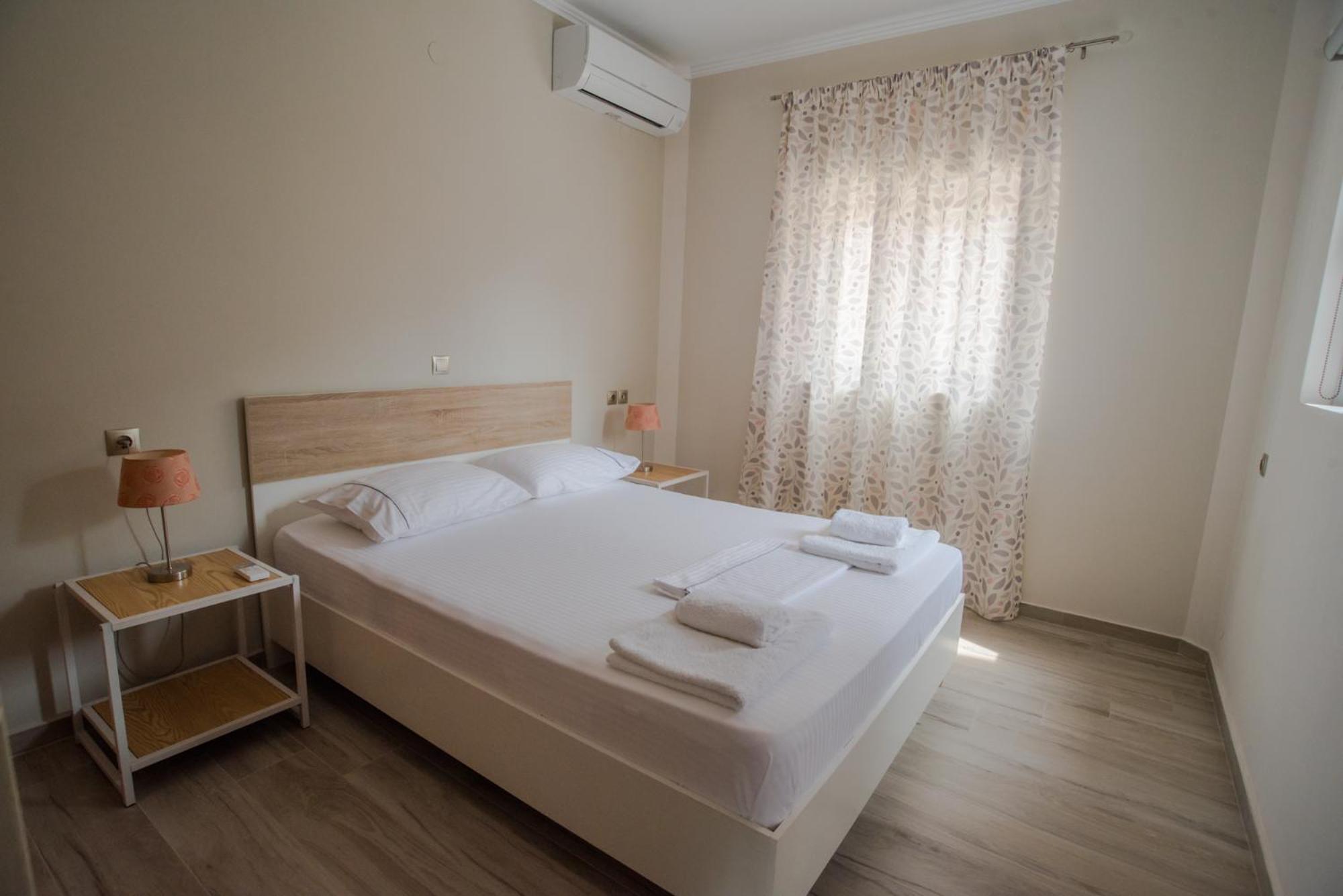 Nirvana Homes Vlachata ภายนอก รูปภาพ